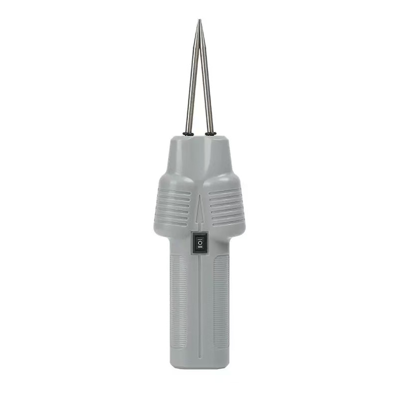 Dispozitiv electric portabil pentru smulgerea penelor de păsări