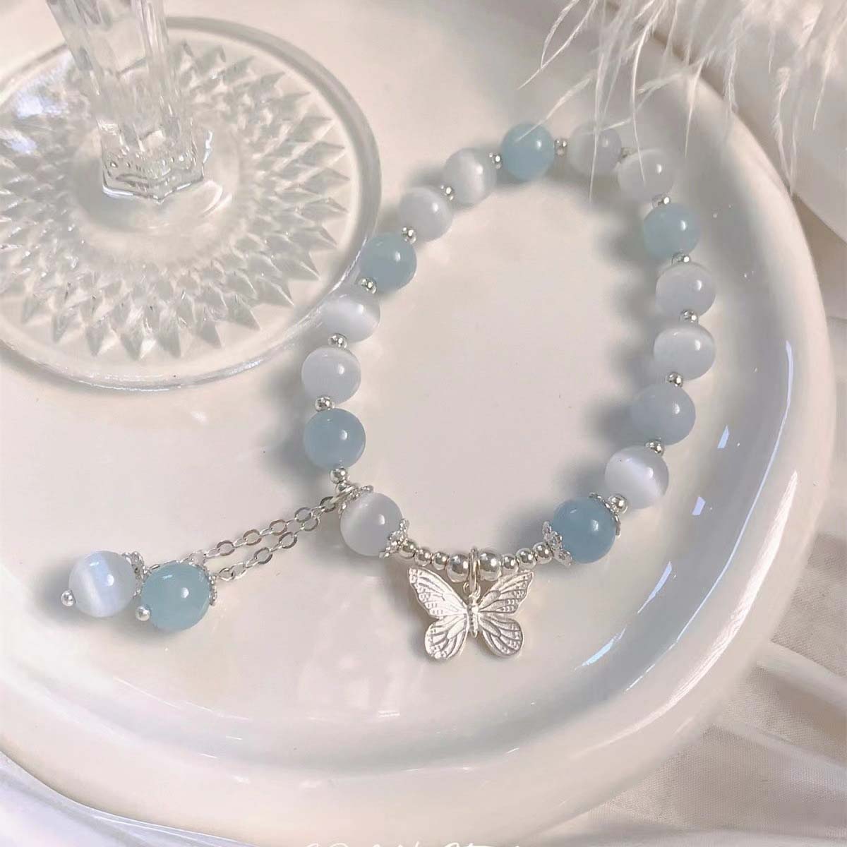 Pulsera de ópalo para mujer, pulsera de aguamarina, pulsera de piedra lunar gris, pulsera de cristal natural, accesorio de mano con estilo versátil y elegante.